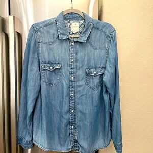 AE classic chambray